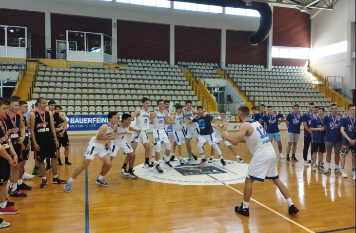Dinamo slavi naslov pobjednika Kupa regija za kadete