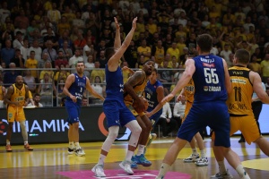 Zadar obranom slomio Splićane i u veličanstvenoj atmosferi poveo u finalnoj seriji