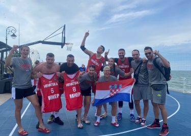 Muška 3×3 reprezentacija ispisala povijest: Evo nas na Europskom prvenstvu!