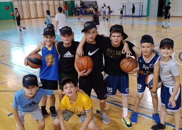 Kape za sve članove škole košarke KK Solin!