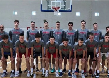 Subotić izabrao 16 igrača koji konkuriraju za juniorsko EP u Nišu, u stožeru Dijan, Babić i Radulović