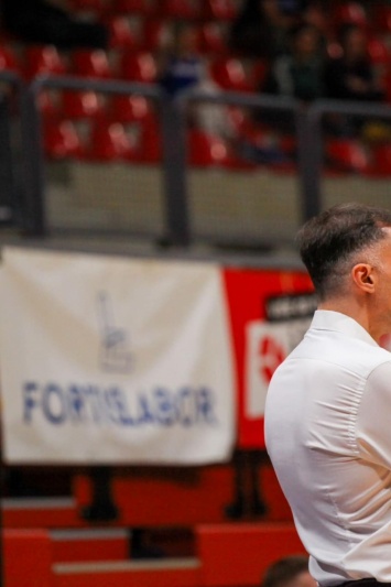 Trener Dinama Josip Sesar: Prema igrama koje pružamo zaslužujemo više navijača