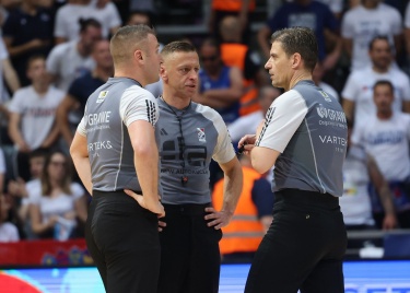 Zadar se priopćenjem osvrnuo na kriterij suđenja u finalnoj seriji
