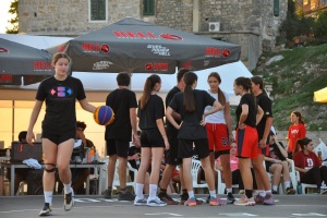 FOTO: Spektakularni kadrovi 3x3 košarke u amfiteatru u Saloni