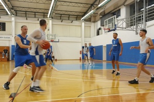 FOTO, VIDEO: Turnir 4 grada - amateri i rekreativci pokazali da još znamo igrati košarku; Zadrani osvojili pokal, Jure Ružić MVP turnira