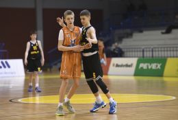 FOTO: Mega, Novi Zagreb, Split i Cedevita Junior u polufinalu Božićnog U13 Kupa u Dubravi