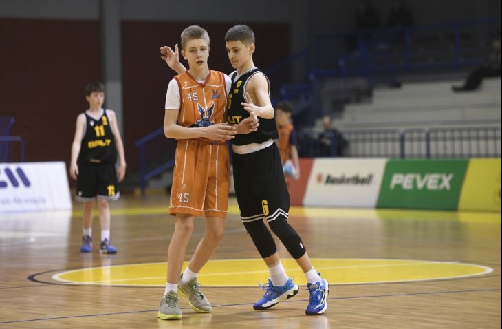 FOTO: Mega, Novi Zagreb, Split i Cedevita Junior u polufinalu Božićnog U13 Kupa u Dubravi