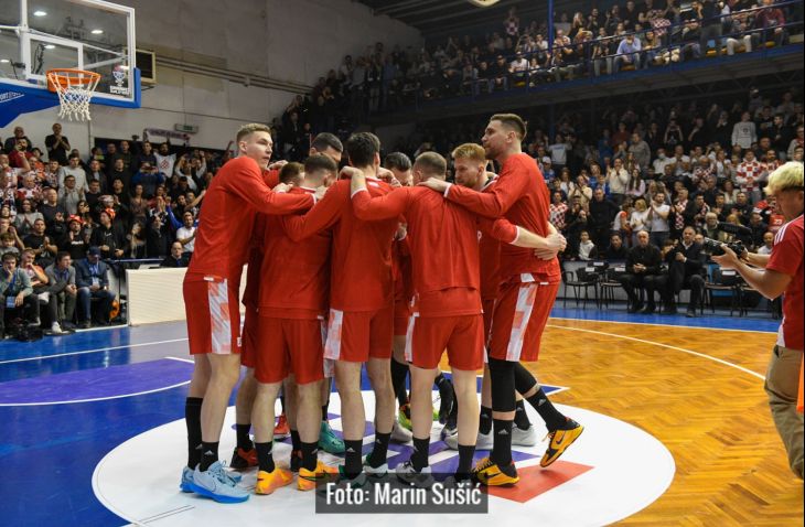 Hrvatska prvi puta u povijesti bez EuroBasketa, Francuska slavila u grotlu Jazina