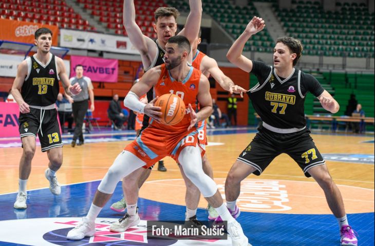 Cedeviti Junior gradski derbi