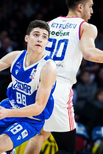 Zadar odigrao hrabru utakmicu protiv Crvene zvezde, oduševio mladi Toni Torbarina