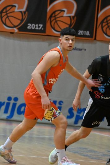 Diadora namučila lidera, Cedevita Junior serijom 11-0 stigla do pobjede