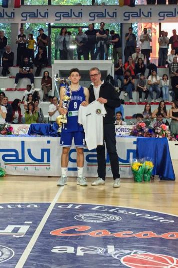 Juniori Zadra drugi u Italiji, Torbarina MVP turnira