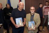 FOTO: Promovirana monografija "Omiš tvrđava košarke" - 300 stranica bogate povijesti košarke u gradu na ušću Cetine
