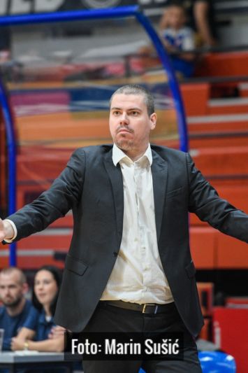 Dinamo u polufinalu, Repeša isključen
