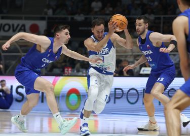 Zadar poveo protiv Cibone, vratio se Mihailović