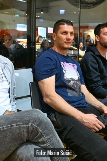 Poznata lica na završnici PH za mlađe kategorije: Simon i Tomas po zadatku, Ukić u dvostrukoj ulozi