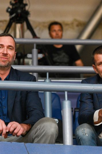 I Zvone Boban voli košarku