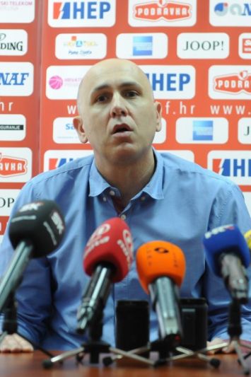 Bivši izbornik Dražen Anzulović o povratku iz Rusije, planovima i trenerskoj edukaciju u Mostaru