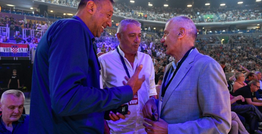 Vlade Divac ozlijeđen u prometnoj nesreći, pao je s motora