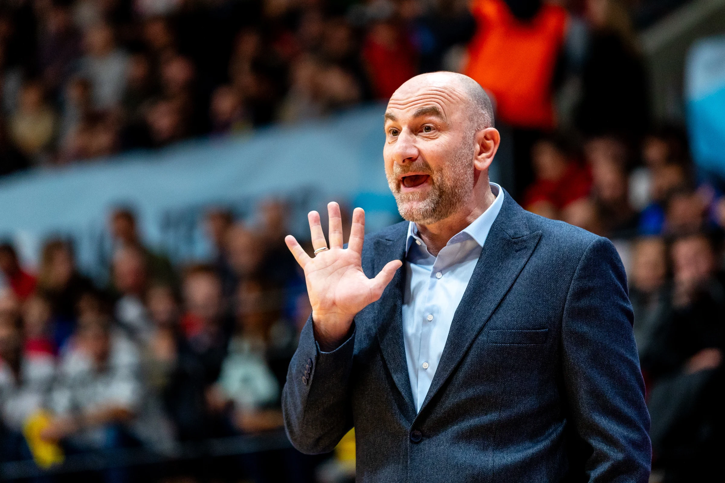 Izbornik BiH Adis Bećiragić za Basketball.hr: Način na koji se trenutačno vodi košarka u BiH i Hrvatskoj, s vrlo skromnim budžetima, nažalost ne daje razloga za optimizam