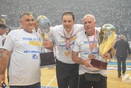 Oglasio se svjedok sastanka Kabić - Jusup: Trenera koji je tri dana ranije osvojio naslov prvaka nazvao je pi....