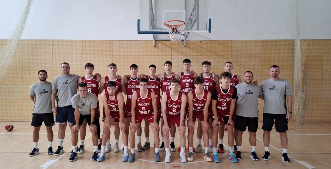 Juniori Hrvatske gubili 15 razlike, a onda u završnih sedam i pol minuta razbili Grčku. Briljirao Bruno Bubalo