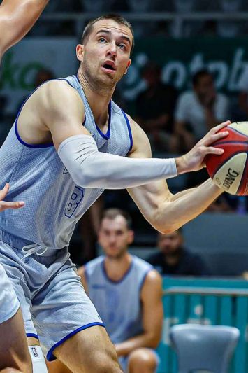 KK Zadar i Ivan Vraneš sporazumno prekinuli suradnju, novi pomoćni trener Ivan Bais