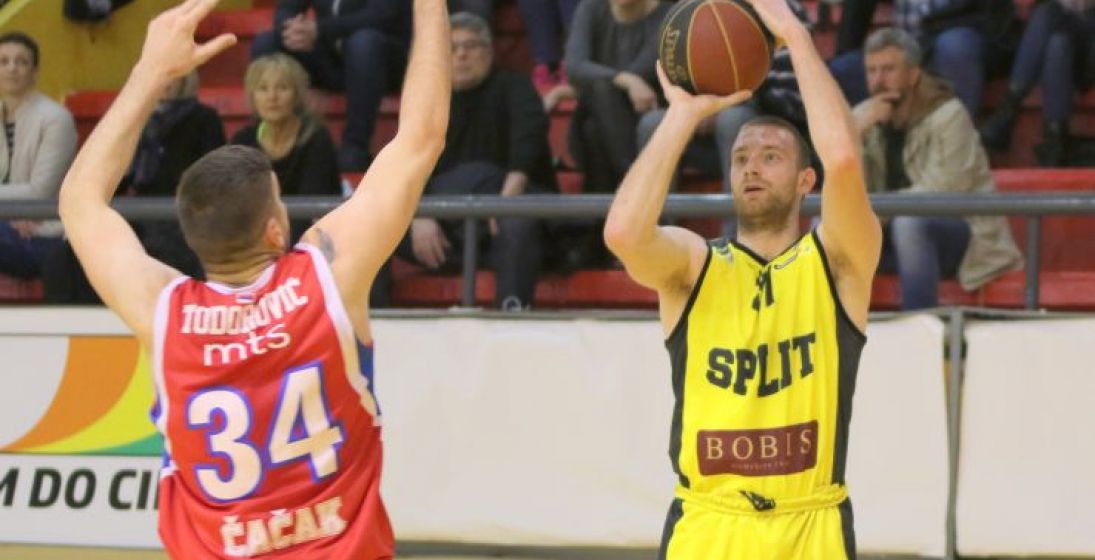 Henrik Širko se vratio u Premijer ligu u klub u kojem je bio, ali za koji nije odigrao niti jednu službenu utakmicu