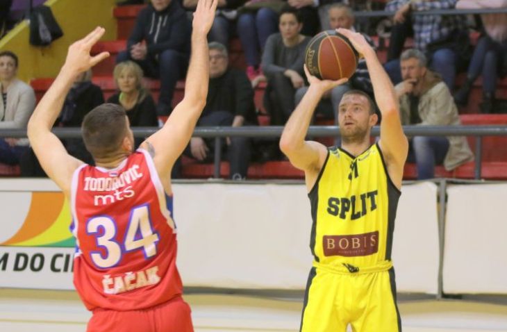 Henrik Širko se vratio u Premijer ligu u klub u kojem je bio, ali za koji nije odigrao niti jednu službenu utakmicu
