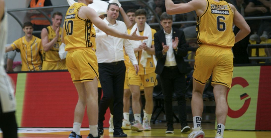 Repeša o isključenju, Bošnjaku i Drežnjaku