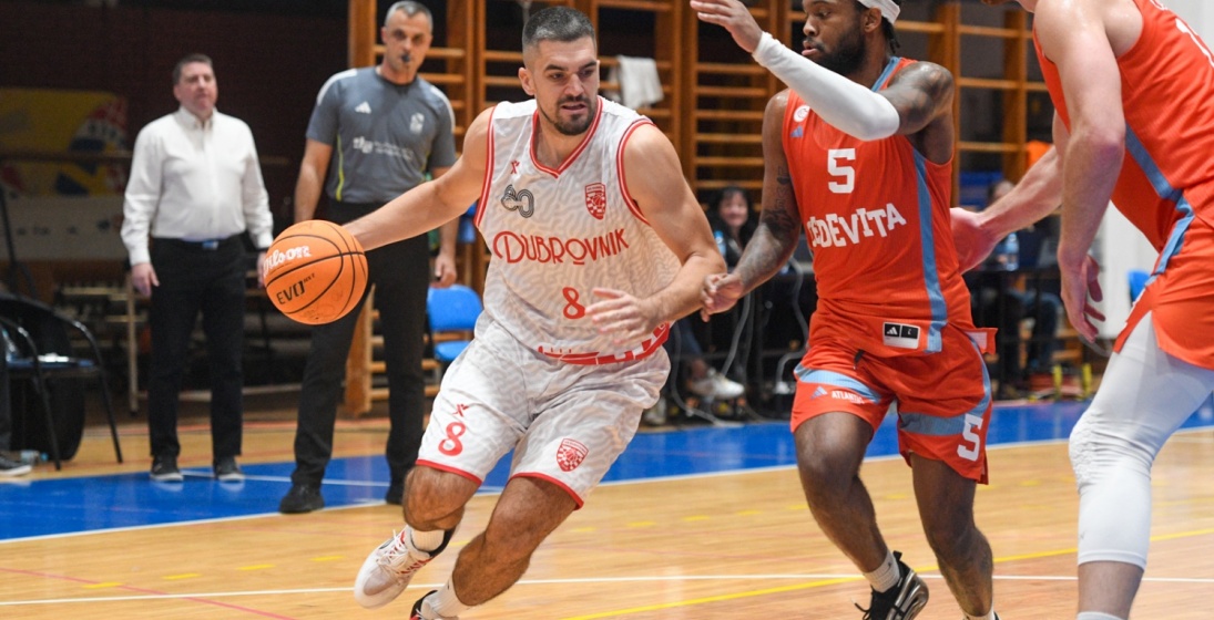 Dubrovnik šokirao Cedevitu Junior u Zagrebu, Dubelj tricama uništio favorita