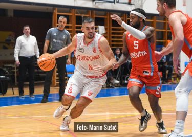 Dubrovnik šokirao Cedevitu Junior u Zagrebu, Dubelj tricama uništio favorita