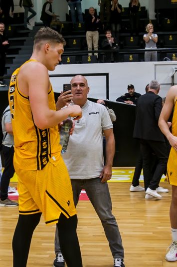 Luda utakmica za prvu ovosezonsku pobjedu Splita, briljirao Jake Stephens