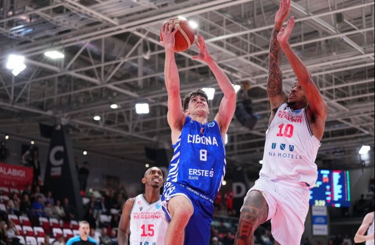 Cibona srušila Reggianu u gostima