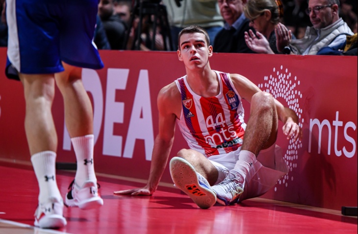 Mladi srpski košarkaš Nikola Topić ima rak