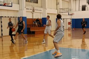 ŠRKL: Duvančićev triple-double za uvjerljivo slavlje Karike, Buva ubacio sedam trica protiv svoje bivše momčadi