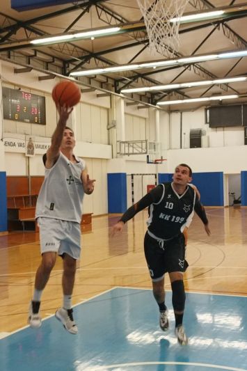 ŠRKL: Duvančićev triple-double za uvjerljivo slavlje Karike, Buva ubacio sedam trica protiv svoje bivše momčadi