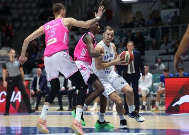 Zadar slavio protiv Mege, ovacije za Mihailovića i Mazalina