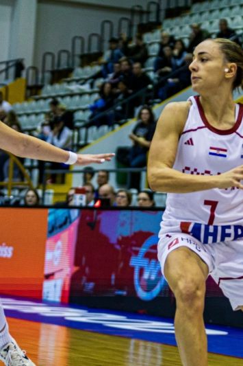 Hrvatice se uvjerljivom pobjedom nad Makedonkama vratile na prvo mjesto skupine