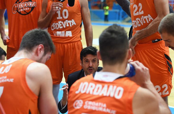 U trenerskim preslagivanjima Ivan Kapov je dobio novi posao, a u debiju ga čeka derbi