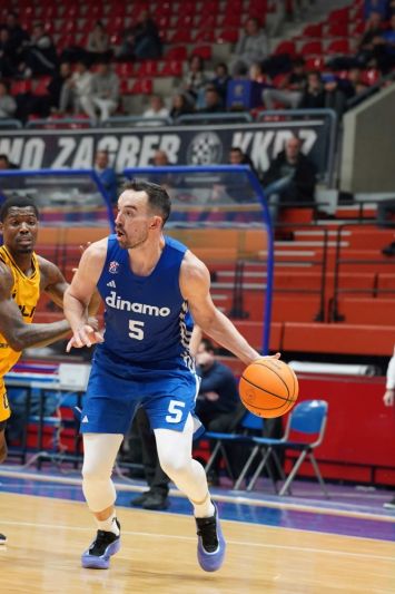 Treća pobjeda Splita u četiri dana, Dinamo zabio preko 100 i izgubio