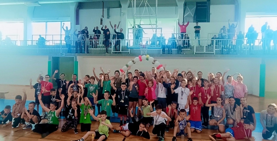FOTO/VIDEO: Turnir Solinska dica 2025 - radost loptanja pod obručima, zabava, veselje, smijeh...