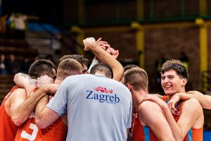 FOTO: Kakav gradski derbi! Lukša Buljević tricom u zadnjoj sekundi srušio Dinamo!