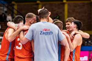 FOTO: Kakav gradski derbi! Lukša Buljević tricom u zadnjoj sekundi srušio Dinamo!