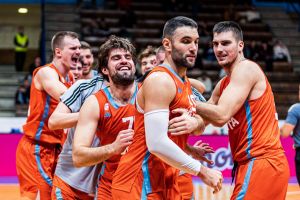 FOTO: Kakav gradski derbi! Lukša Buljević tricom u zadnjoj sekundi srušio Dinamo!