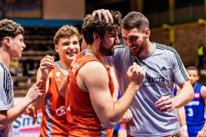 FOTO: Kakav gradski derbi! Lukša Buljević tricom u zadnjoj sekundi srušio Dinamo!