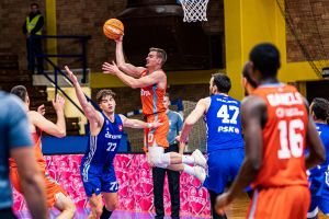 FOTO: Kakav gradski derbi! Lukša Buljević tricom u zadnjoj sekundi srušio Dinamo!