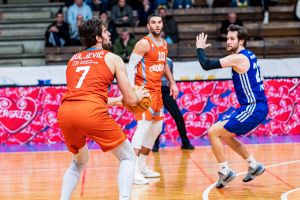 FOTO: Kakav gradski derbi! Lukša Buljević tricom u zadnjoj sekundi srušio Dinamo!