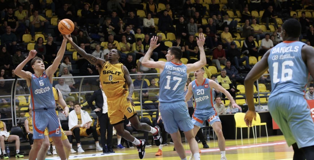 Oslabljena Cedevita Junior namučila Splićane, bljesnuo mladi Noa Škrobot