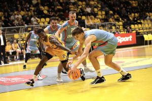 Oslabljena Cedevita Junior namučila Splićane, bljesnuo mladi Noa Škrobot